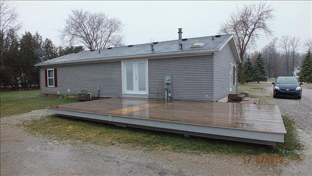 6999 Geiger Road Temperance, MI 48182 - Photo 2 of 13 large deck