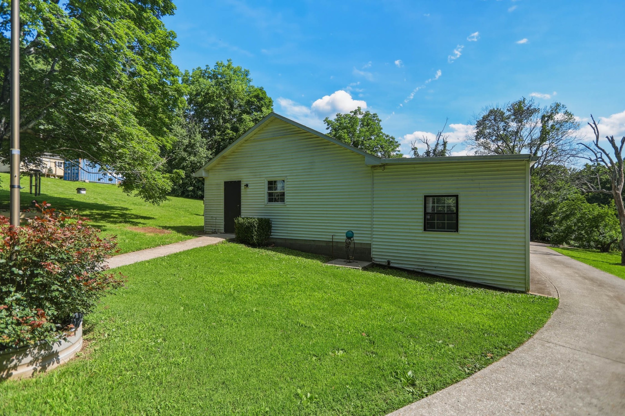 8157 Highway 49 Springfield, TN 37172 - Photo 35 of 56