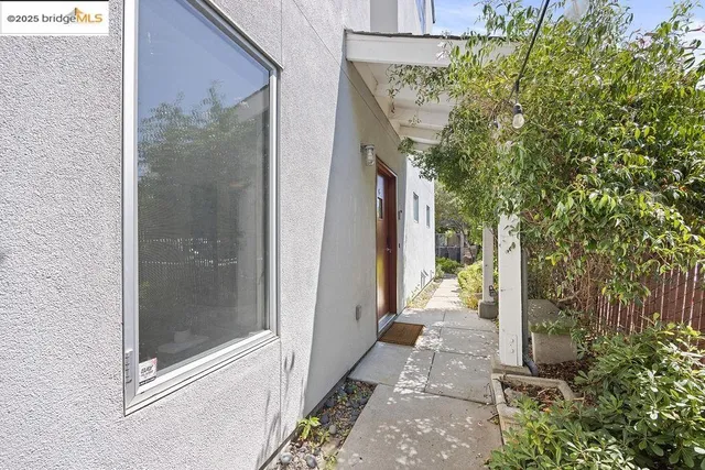 $849,000 | 3927 Cerrito Avenue, Oakland, CA 94611