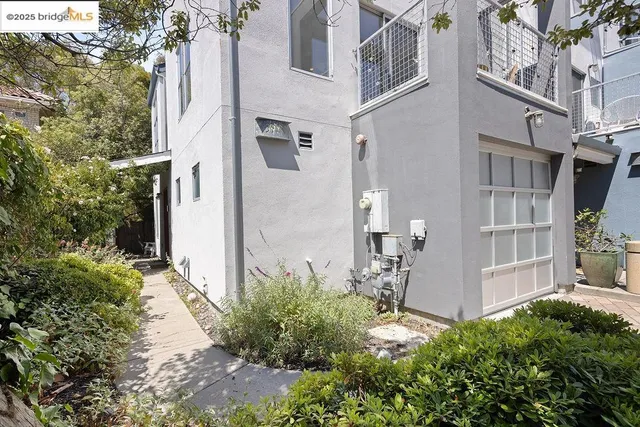 $849,000 | 3927 Cerrito Avenue, Oakland, CA 94611