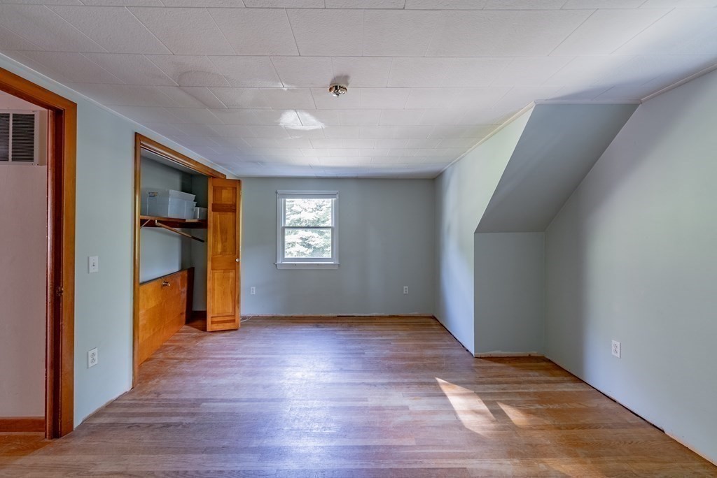 127 Birch Bluffs Drive Westfield, MA 01085 - Photo 24 of 32