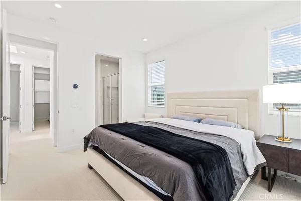 $5,350 | 609 South Lyon Street, Santa Ana, CA 92705