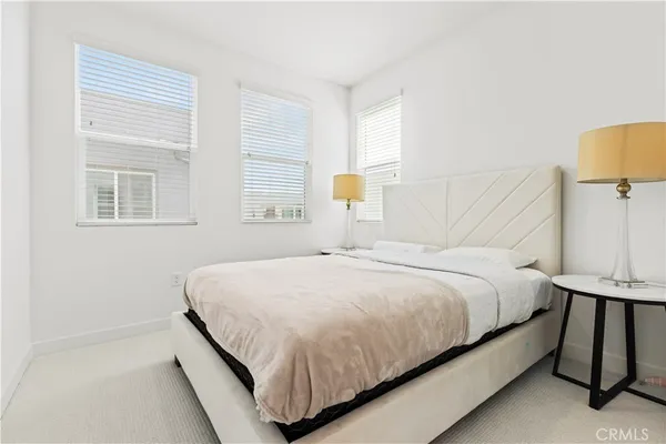 $5,350 | 609 South Lyon Street, Santa Ana, CA 92705