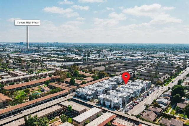 $5,350 | 609 South Lyon Street, Santa Ana, CA 92705