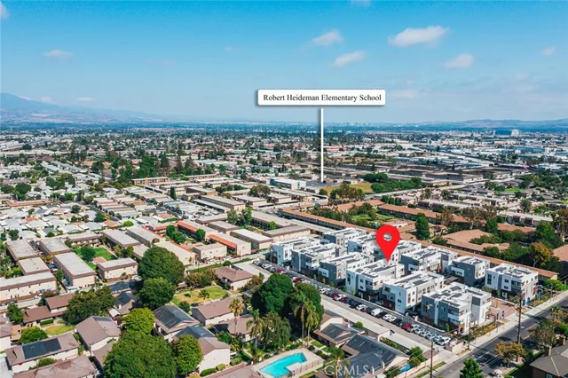 $5,350 | 609 South Lyon Street, Santa Ana, CA 92705