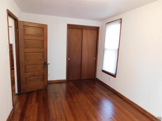 $245,000 | 33225 Wabaunsee Road, Alma, KS 66401