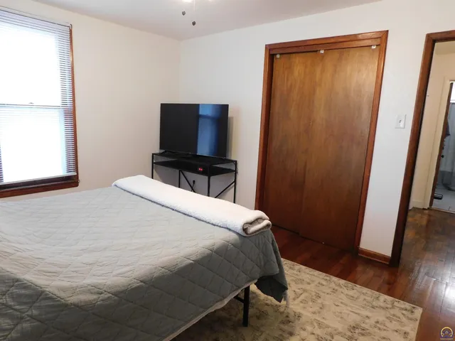 $245,000 | 33225 Wabaunsee Road, Alma, KS 66401