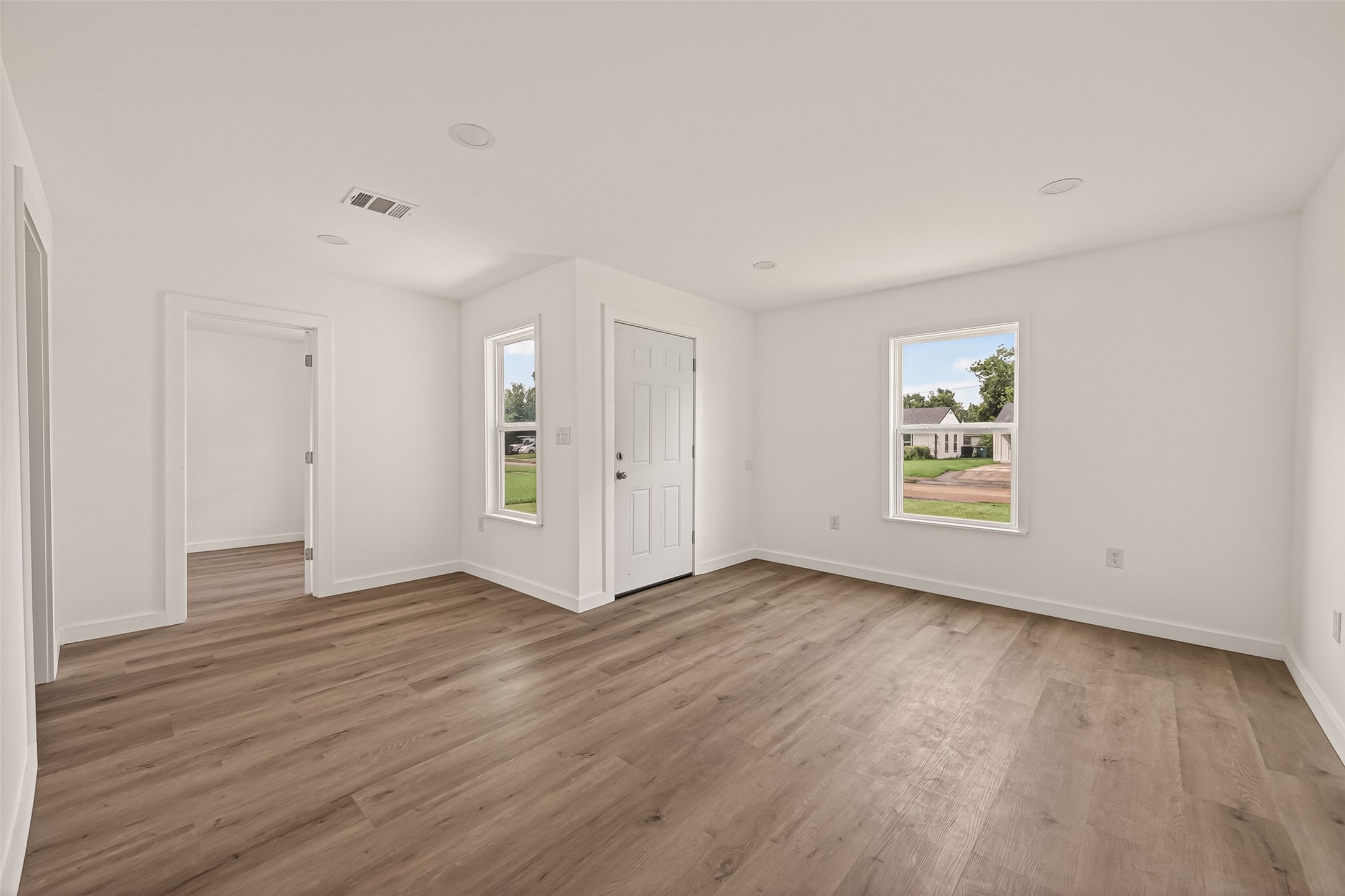3922 Alsace Street Houston, TX 77021 - Photo 7 of 31