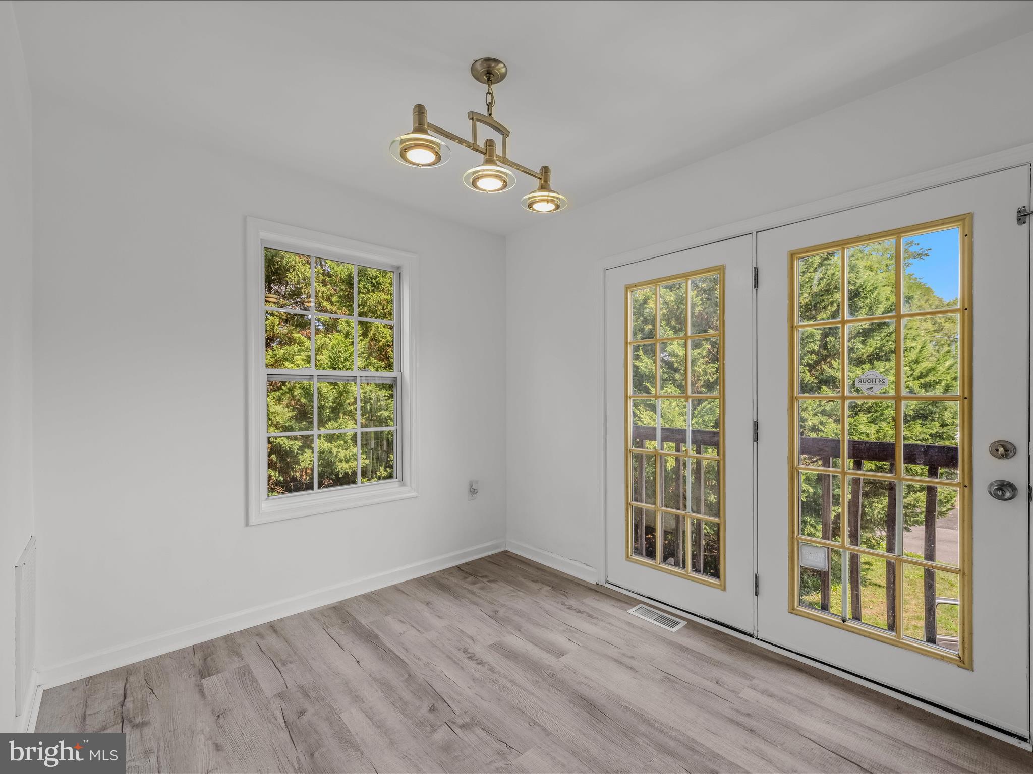 316 East 5th Avenue Ranson, WV 25438 - Photo 13 of 37 Dining Area