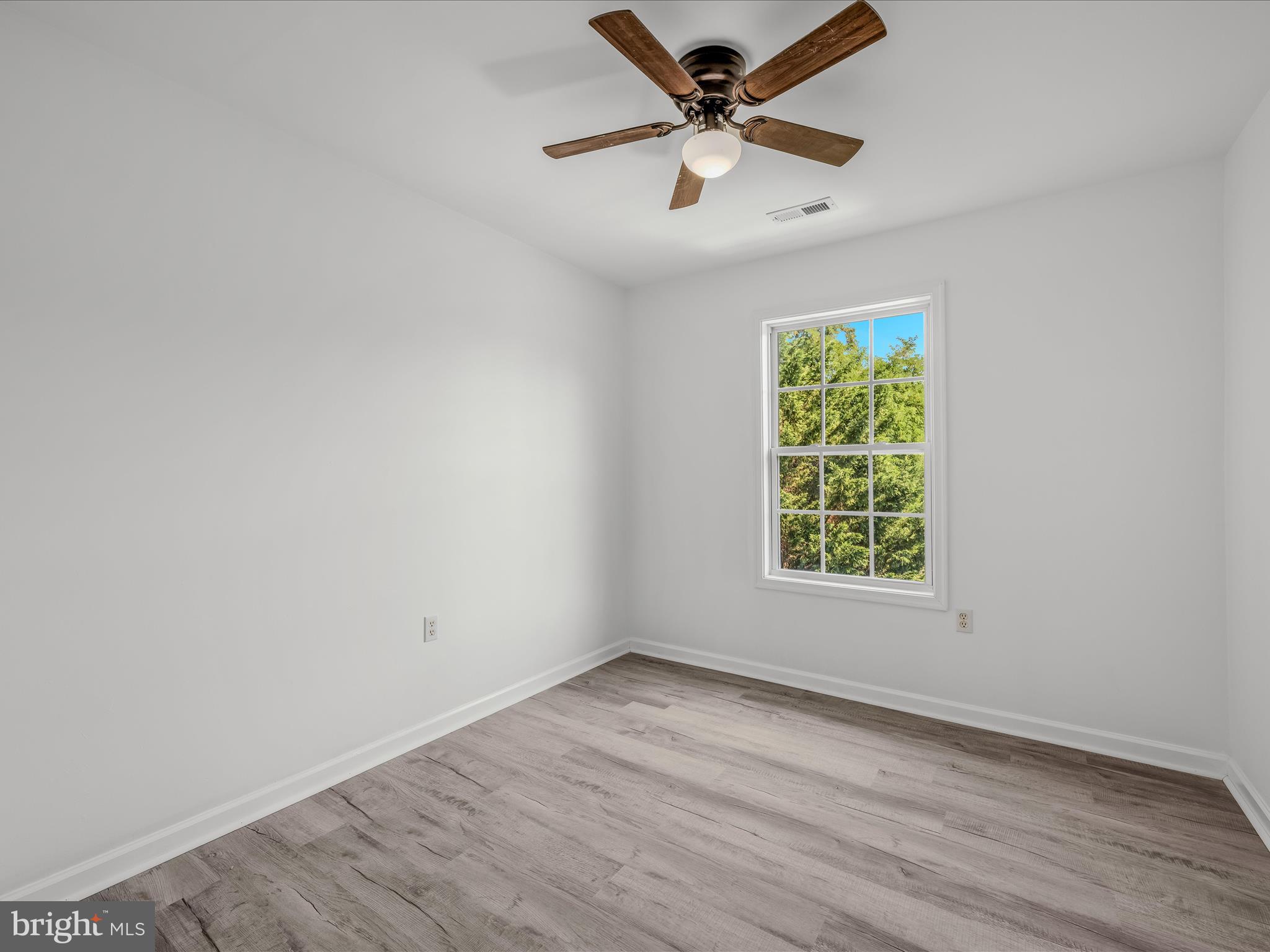 316 East 5th Avenue Ranson, WV 25438 - Photo 20 of 37 Bedroom 2