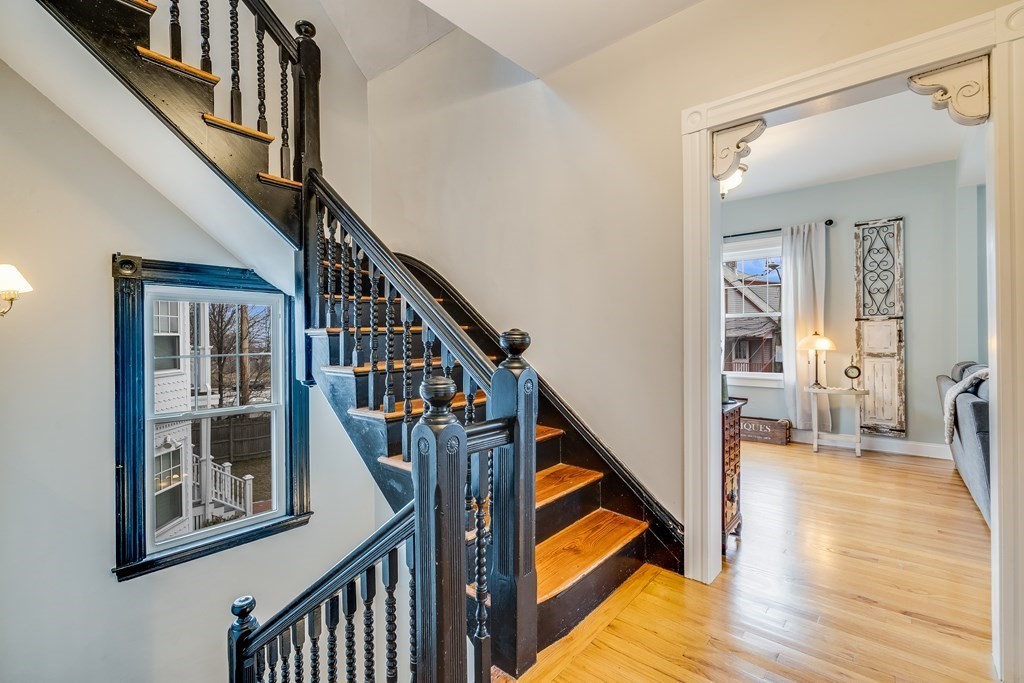 7 Mill Street, Unit 2 Boston, MA 02122 - Photo 3 of 18