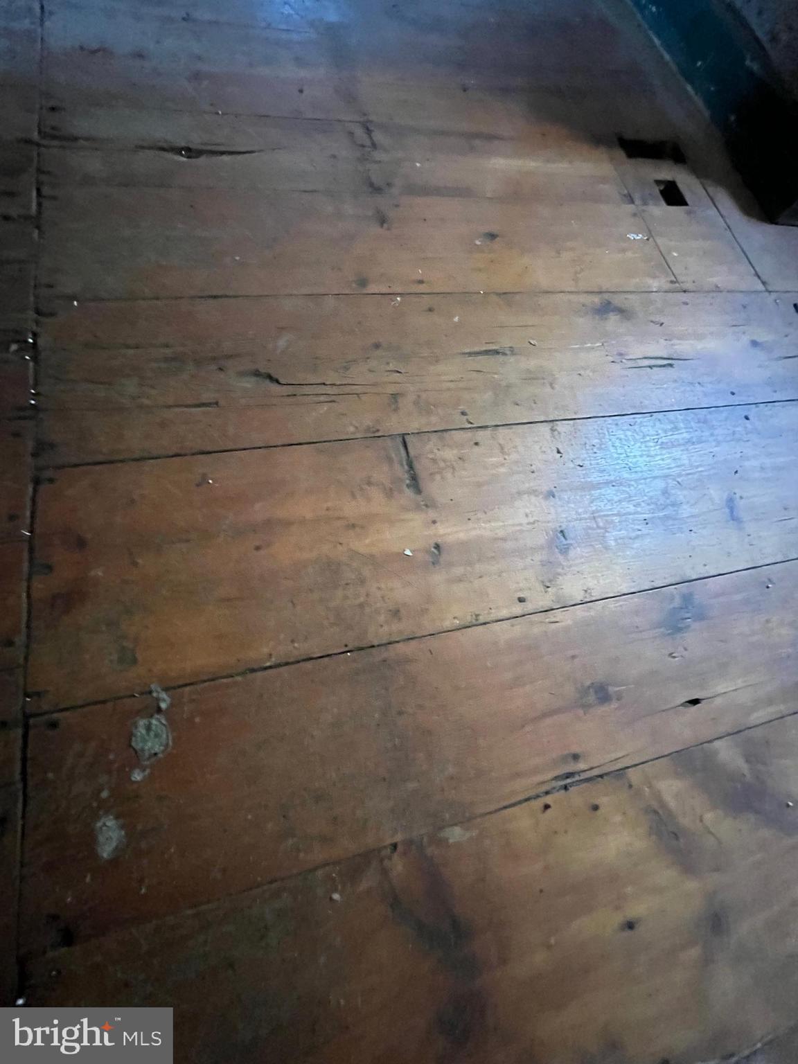 1165 Apple Road Quakertown, PA 18951 - Photo 33 of 46 a close view of shower tap