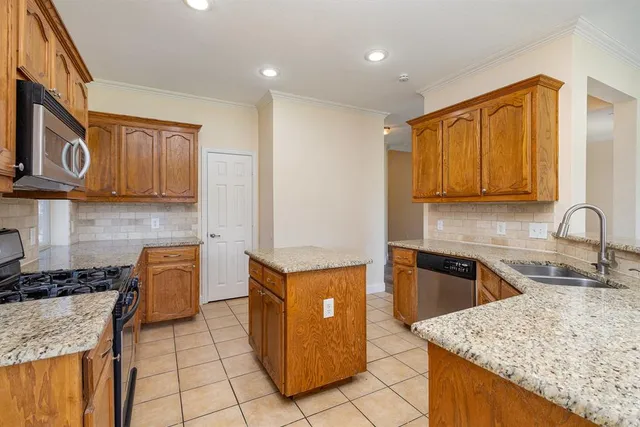 $2,500 | 11801 Cottontail Drive, Fort Worth, TX 76244