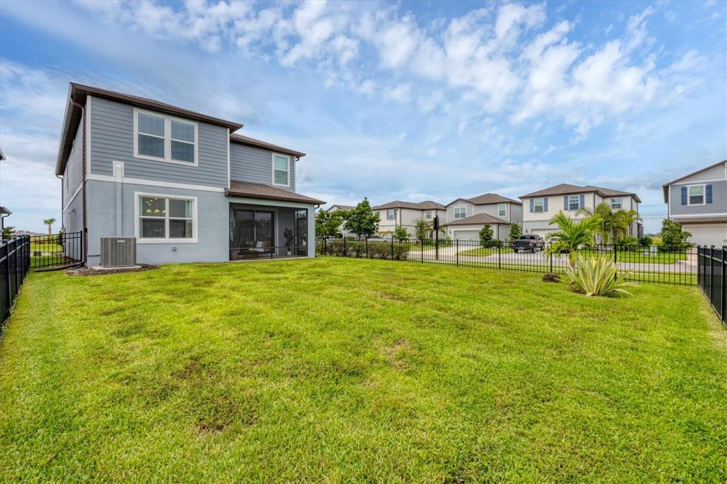 9528 Lamine Way Parrish, FL 34219 - Photo 37 of 58 a front view of building with yard