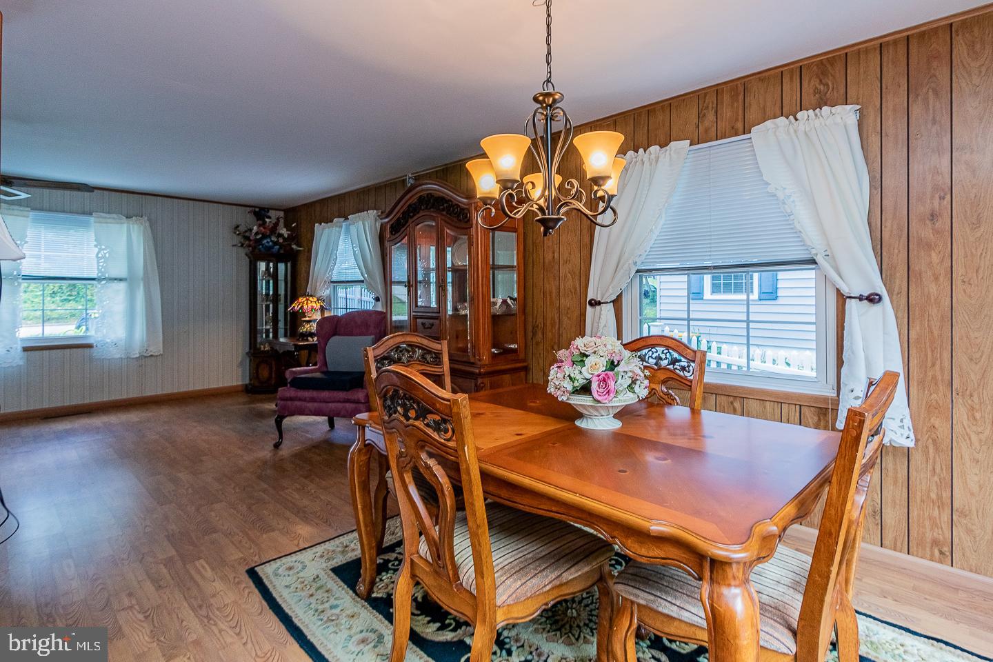 38 Eastwood Road Berwyn, PA 19312 - Photo 6 of 46 Gallery Image 6