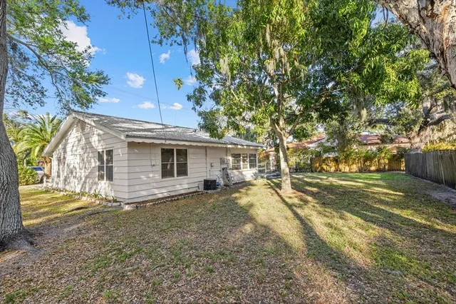 $689,000 | 1010 Indian Beach Drive, Sarasota, FL 34234