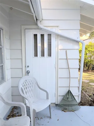 $689,000 | 1010 Indian Beach Drive, Sarasota, FL 34234