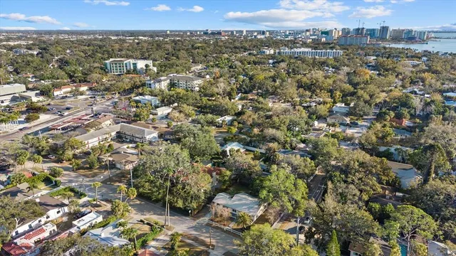 $689,000 | 1010 Indian Beach Drive, Sarasota, FL 34234