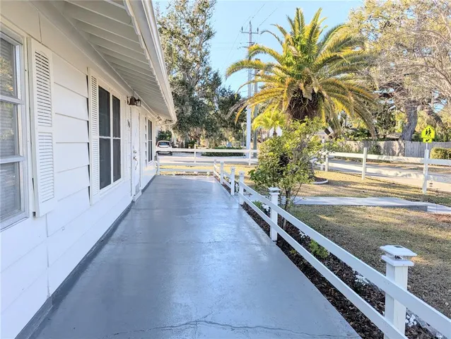 $689,000 | 1010 Indian Beach Drive, Sarasota, FL 34234