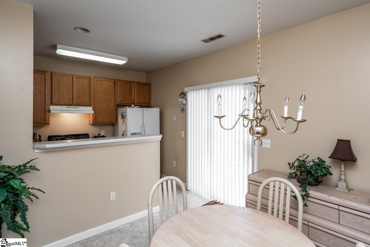 20 Robin Hood Road Greenville, SC 29607 - Photo 4 of 14