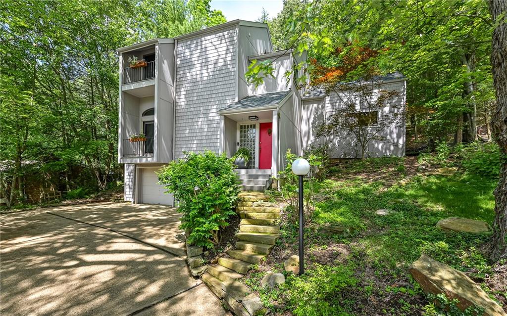 109 Colwyn Road Pittsburgh, PA 15237 - Photo 1 of 40 Welcome to 109 Colwyn Drive