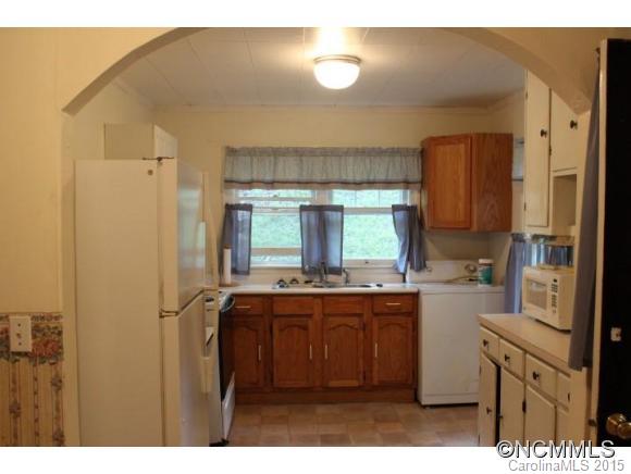 40 Bryson Road Mills River, NC 28759 - Photo 5 of 11 Gallery Image 5