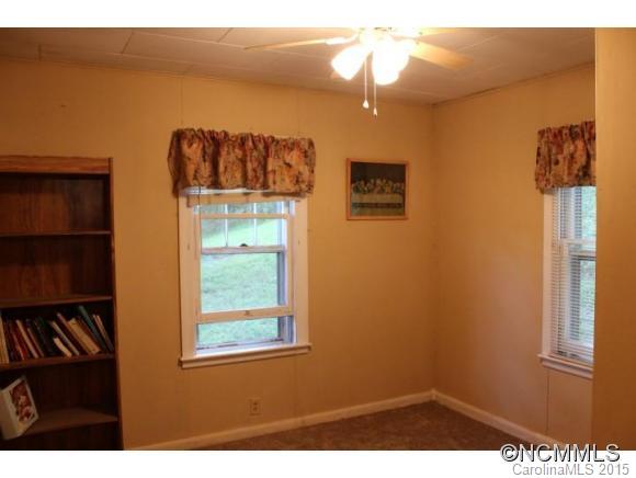 40 Bryson Road Mills River, NC 28759 - Photo 10 of 11 Gallery Image 10