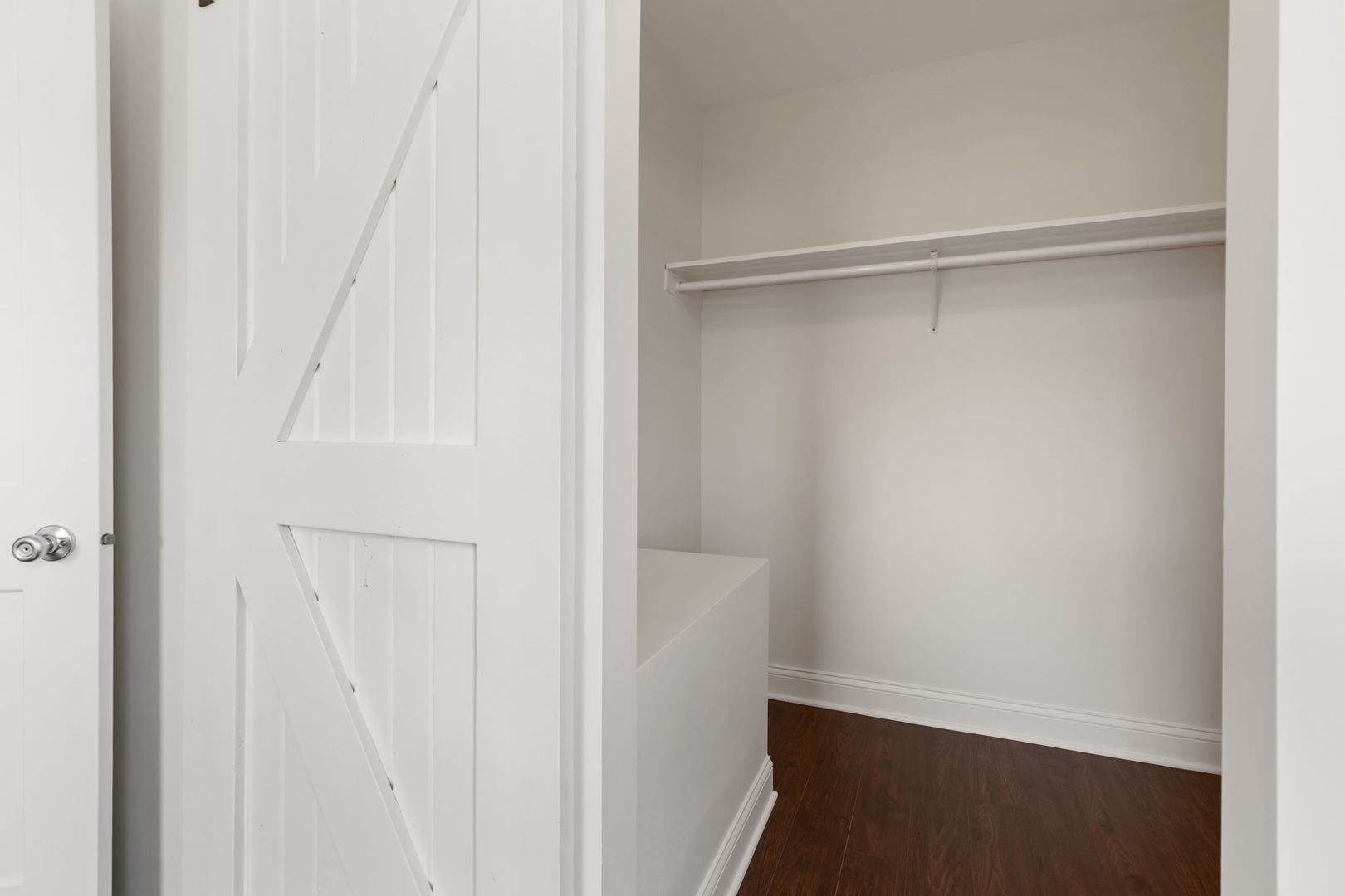 718 Sycamore Street Ottawa, IL 61350 - Photo 21 of 27 a view of closet
