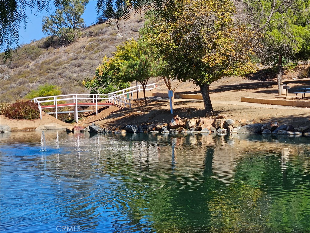 33340 Windmill Road Wildomar, CA 92595 - Photo 30 of 39 Community Pond and fishing