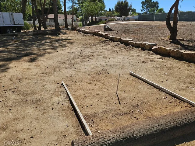 a view of a tennis court