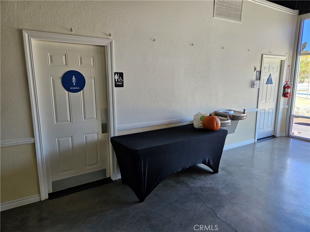 33340 Windmill Road Wildomar, CA 92595 - Photo 39 of 39 Community reception bathrooms