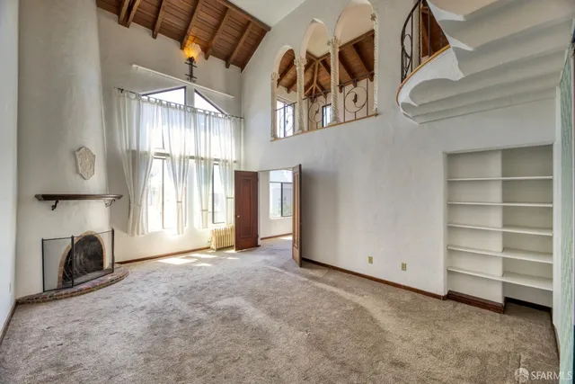 a view of an entrance to house