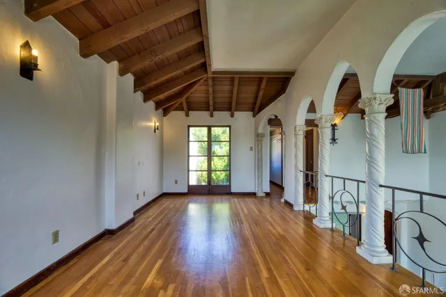 a view of a room with a hanging space