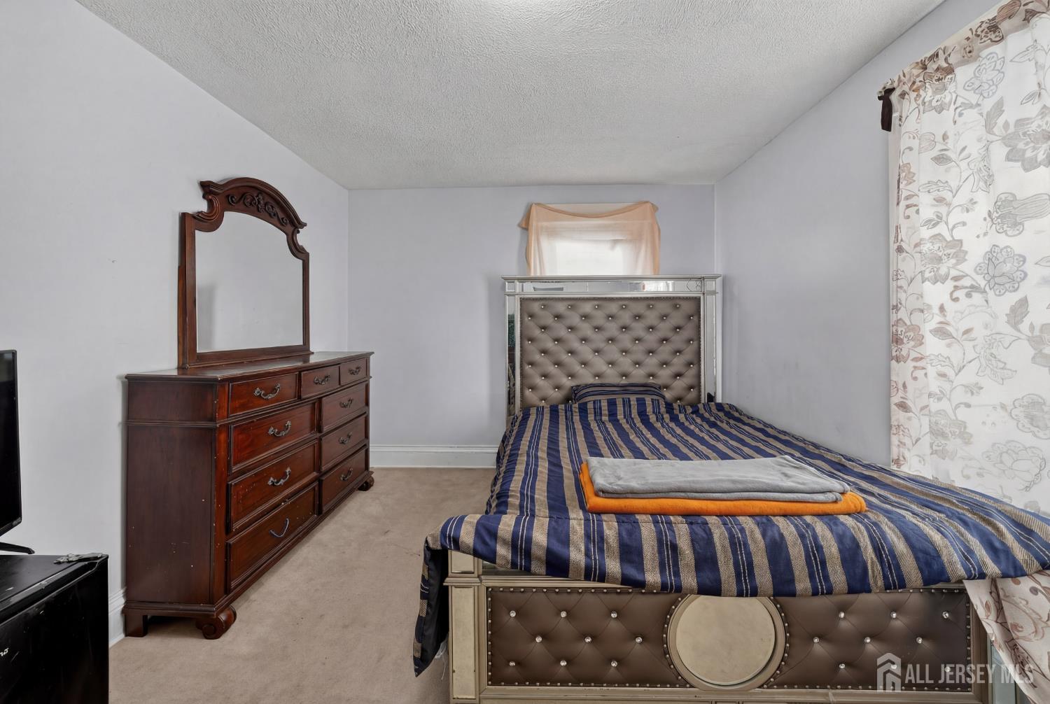 361 Prospect Street Perth Amboy, NJ 08861 - Photo 27 of 50