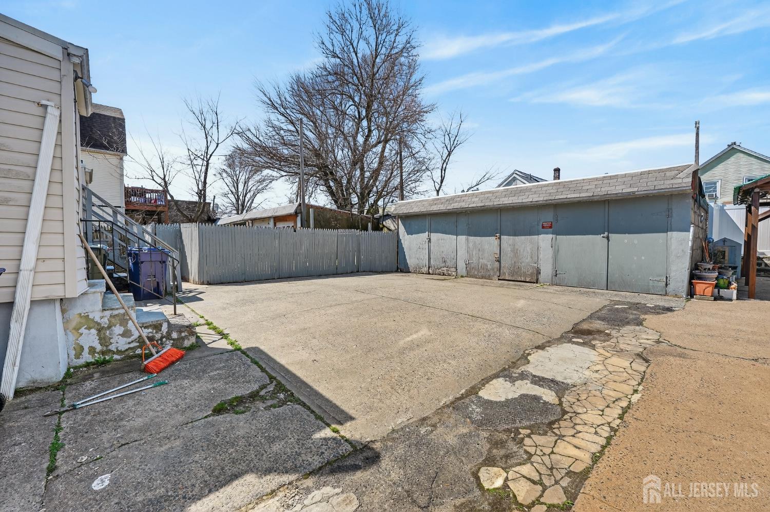 361 Prospect Street Perth Amboy, NJ 08861 - Photo 45 of 50