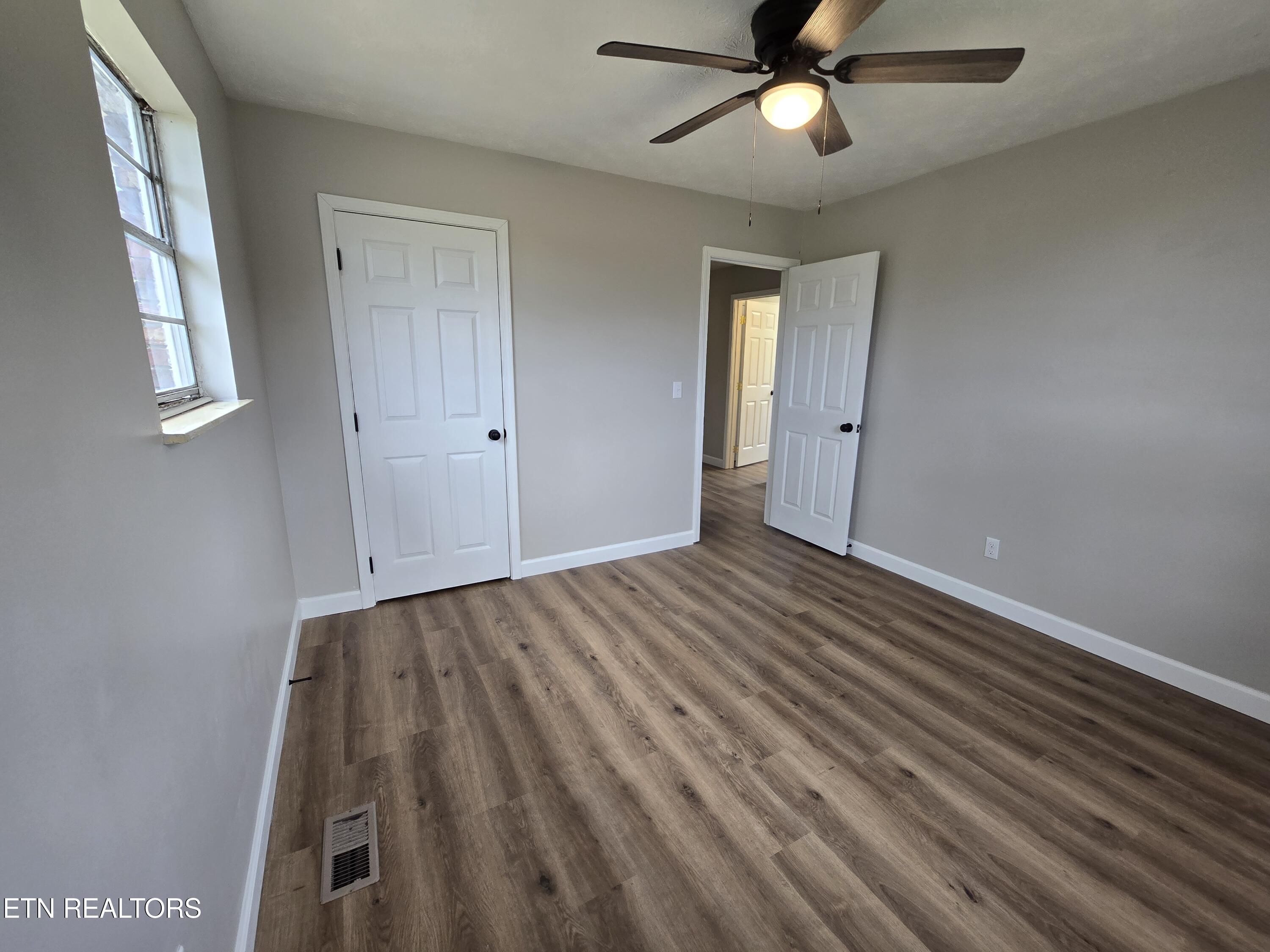 281 Parliament Road Harrogate, TN 37752 - Photo 30 of 38 20260522_171706