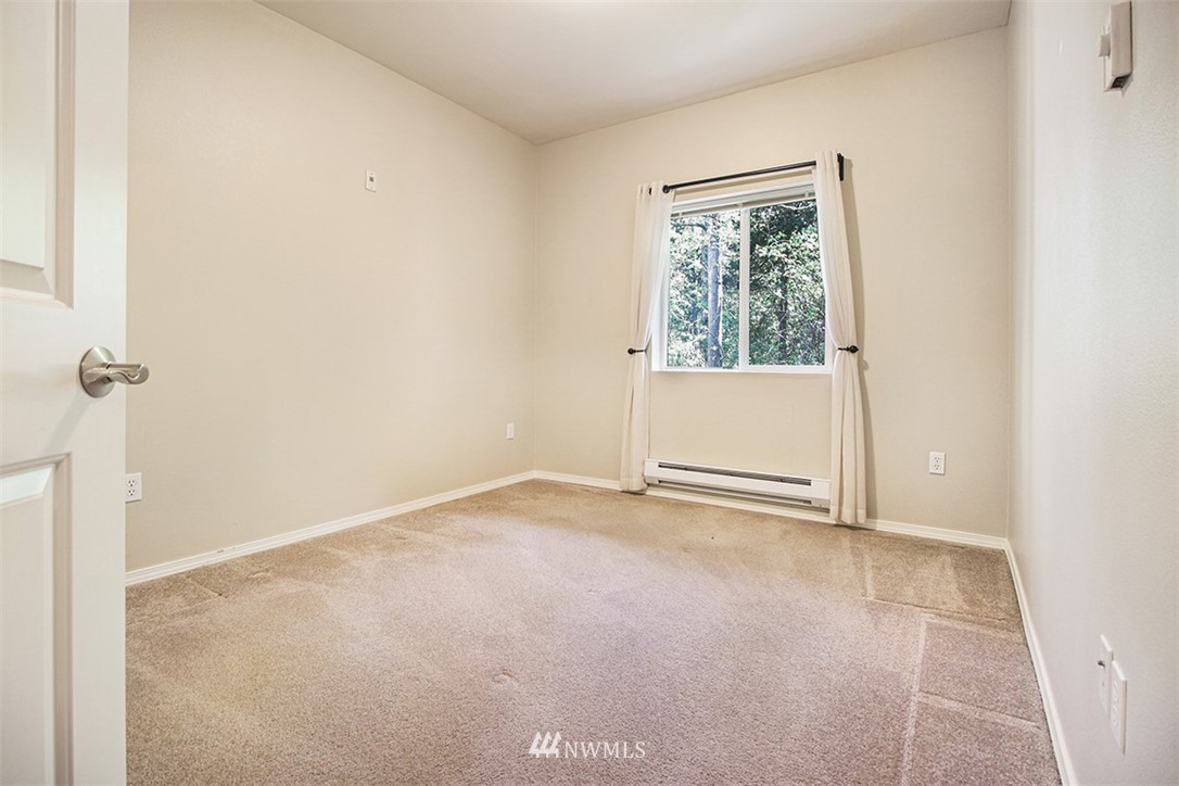 14335 Simonds Road Northeast, Unit C102 Kirkland, WA 98034 - Photo 29 of 36 Gallery Image 29