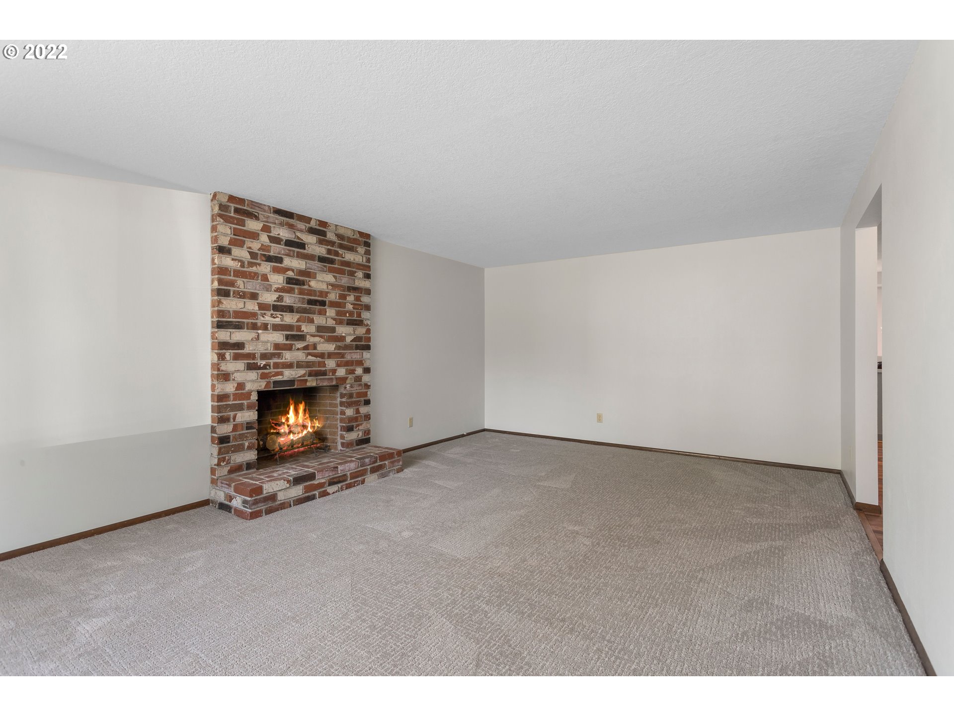 20110 Southwest Rosa Road Aloha, OR 97078 - Photo 4 of 20 Gallery Image 4