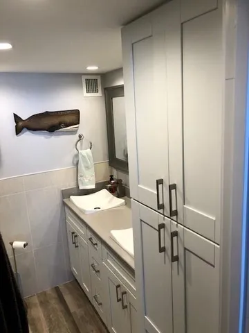 $2,500 | 1609 North Riverside Drive, Unit 902, Pompano Beach, FL 33062