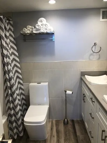 $2,500 | 1609 North Riverside Drive, Unit 902, Pompano Beach, FL 33062