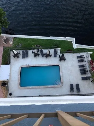 $2,500 | 1609 North Riverside Drive, Unit 902, Pompano Beach, FL 33062