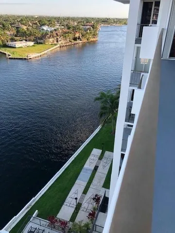 $2,500 | 1609 North Riverside Drive, Unit 902, Pompano Beach, FL 33062