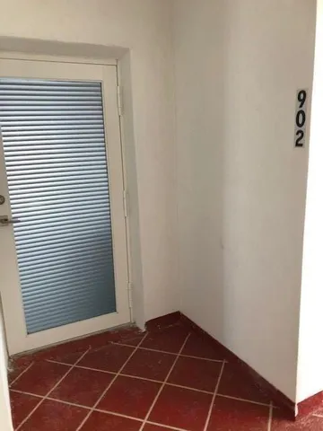 $2,500 | 1609 North Riverside Drive, Unit 902, Pompano Beach, FL 33062