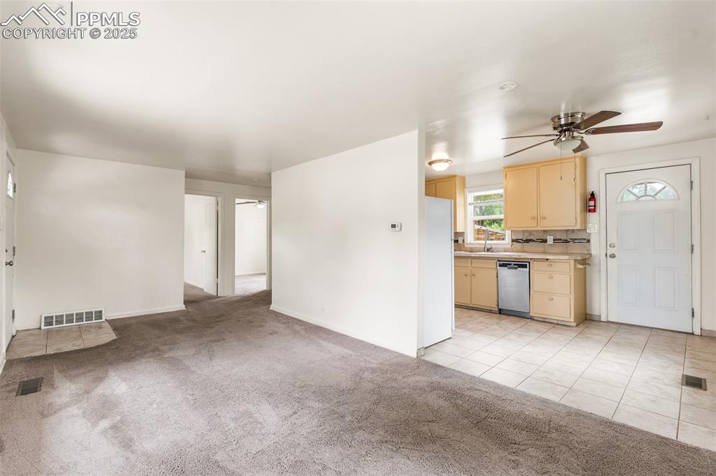 317 West Harrison Street Colorado Springs, CO 80907 - Photo 4 of 22