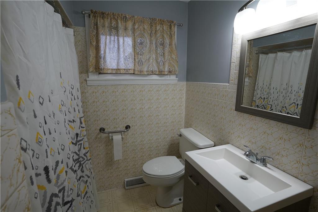 109 Park Road Beaver Falls, PA 15010 - Photo 18 of 25 Gallery Image 18