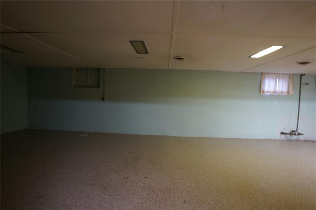109 Park Road Beaver Falls, PA 15010 - Photo 23 of 25 Gallery Image 23