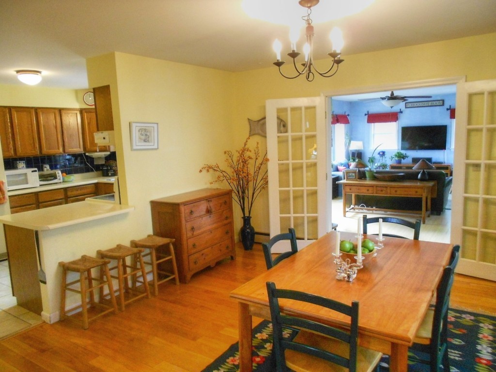 112 Steeplebush Road Shelburne, VT 05482 - Photo 2 of 36 Gallery Image 2