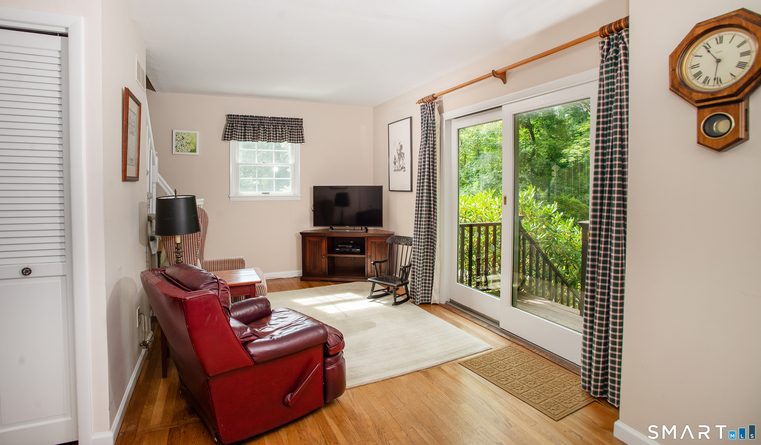 85 Mountain Road Redding, CT 06896 - Photo 9 of 26 Gallery Image 9