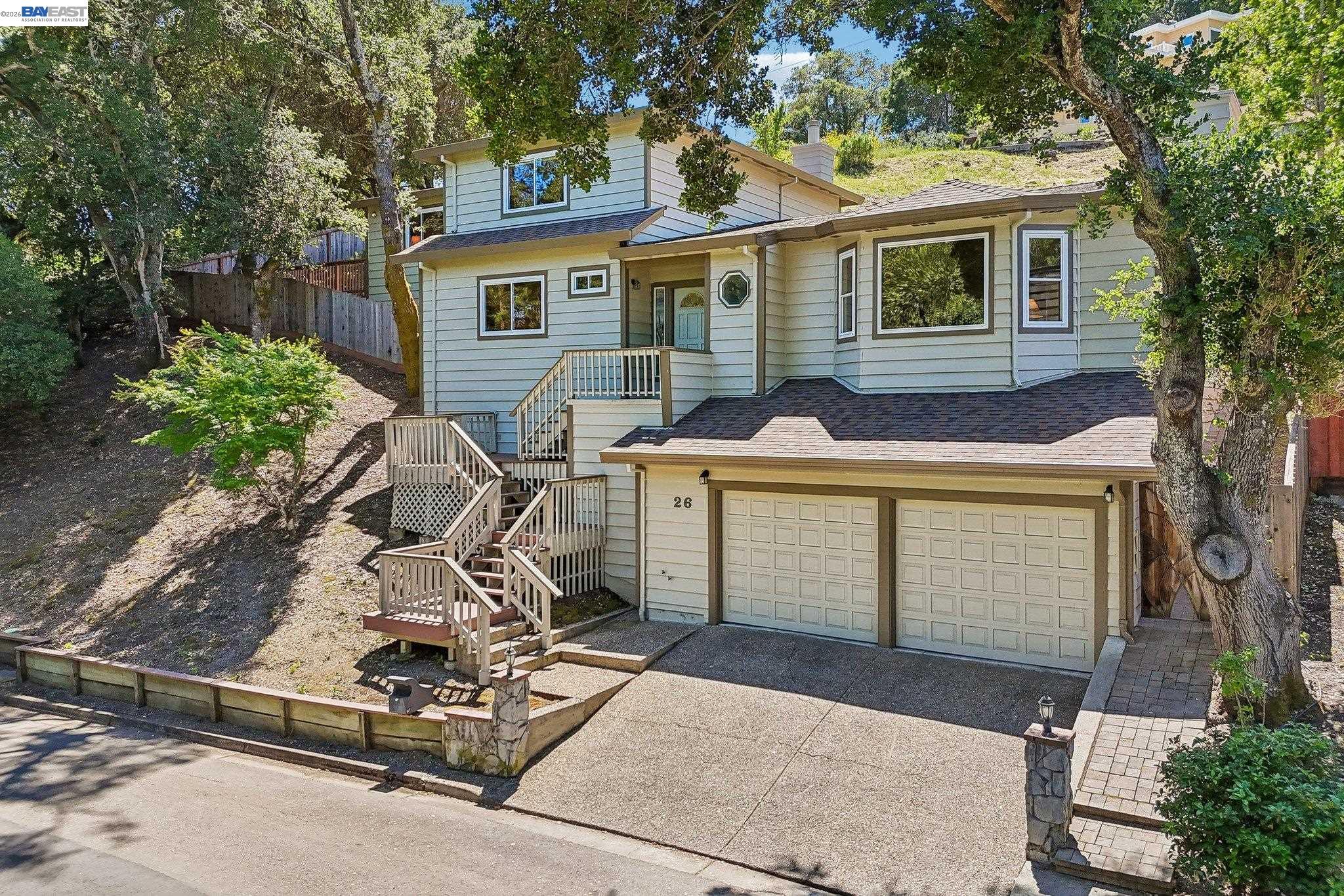 26 Oak Road Orinda, CA 94563 - Photo 3 of 58