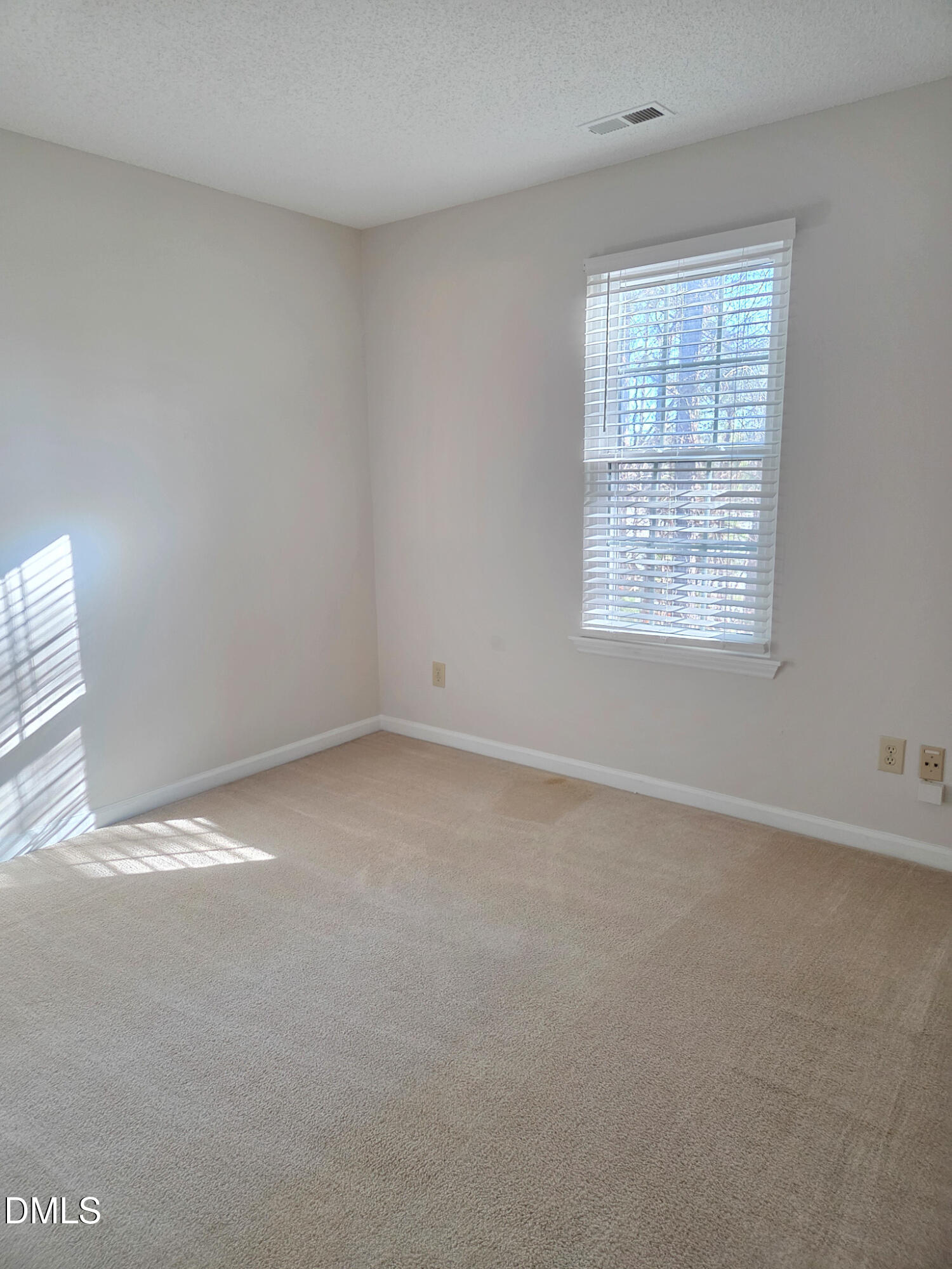 2624 Constitution Drive Raleigh, NC 27615 - Photo 16 of 29 20251222_100107